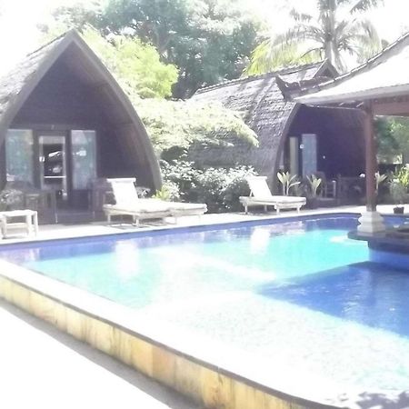 Coral Beach II Guest House Gili Trawangan Exterior photo